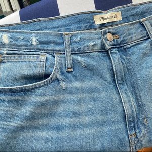 Madewell mom jeans size 33